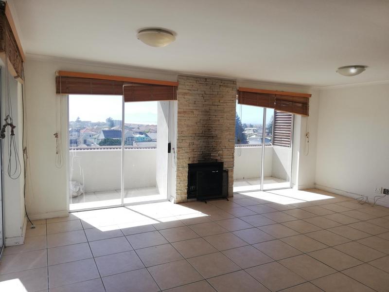 To Let 3 Bedroom Property for Rent in Muizenberg Western Cape